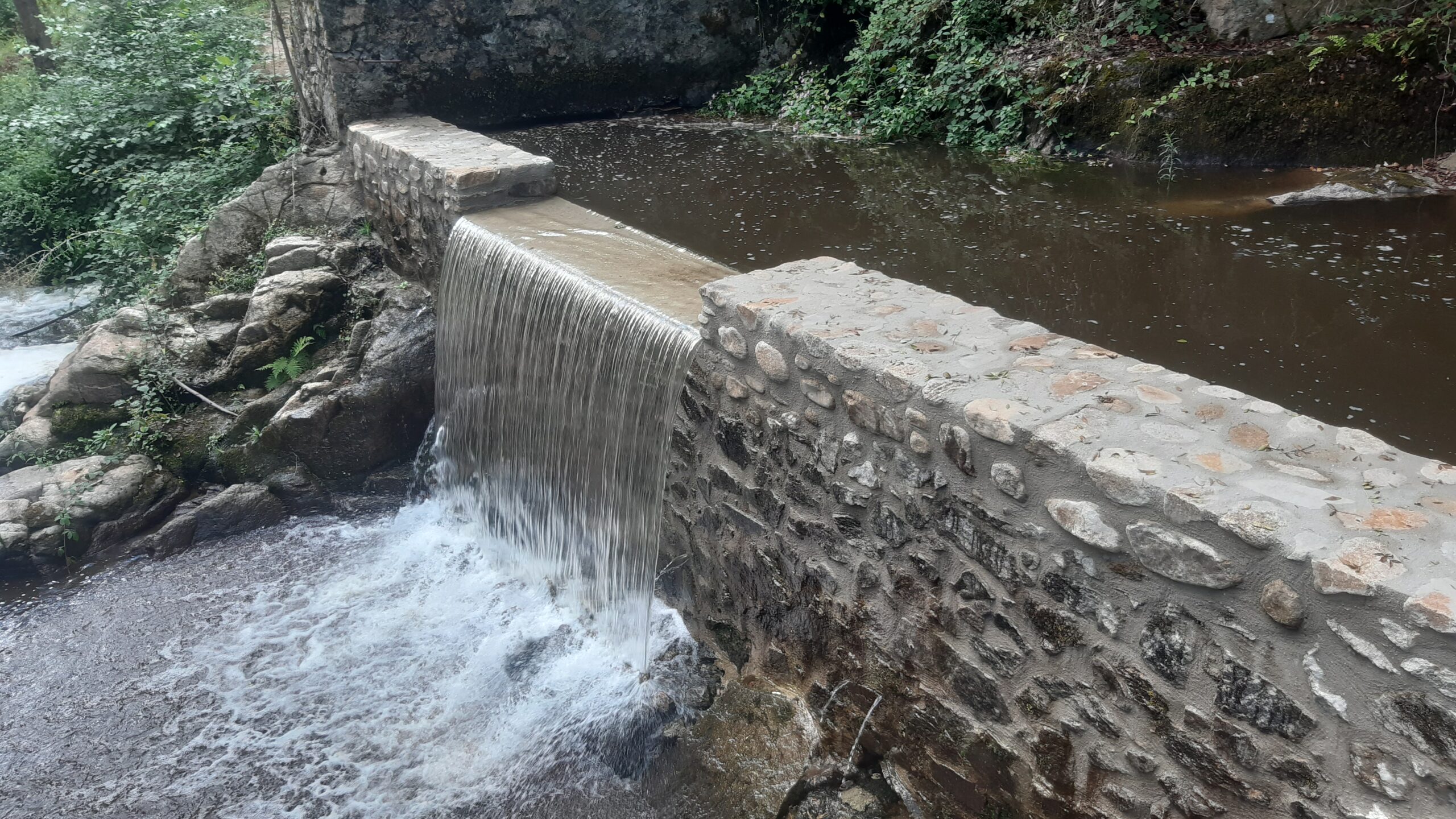 ouvrage en milieu aquatique dans l'aude